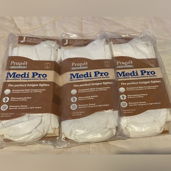 Medi Pro Accessories - 3 Pair Medi Pro Fatigue Fighter Over the Calf Socks size L